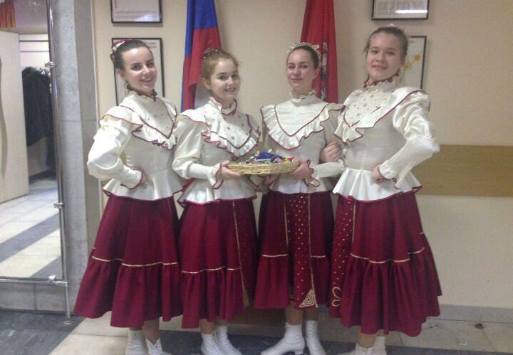 21 февраля старшие воспитанницы ансамбля танца «Ровесник» выступили на концерте, посвящённом Дню Защитника Отечества!