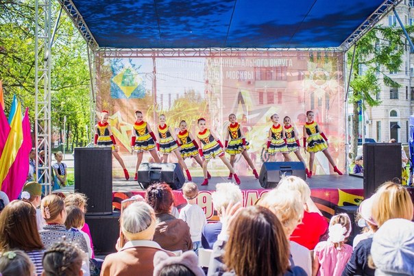 Творческие коллективы АНО «Центр культуры «Хорошевский» приняли активное участие в праздновании Великого Праздника — Дня Победы