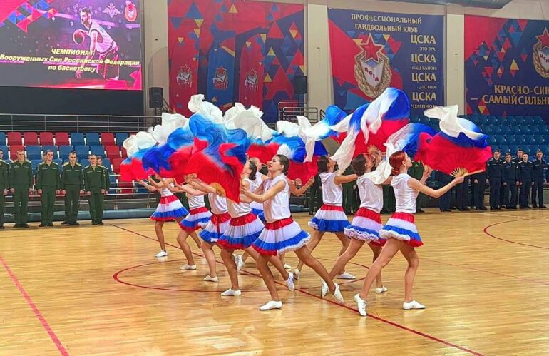 Студия эстрадного танца «МЫ!» Центра культуры «Хорошевский» приняла участие в торжественной церемонии открытия чемпионата Вооруженных Сил Российской Федерации по баскетболу