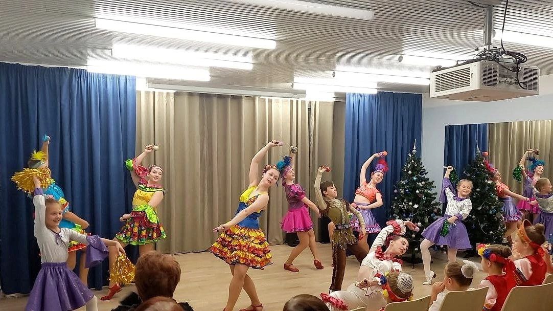 Новогодний концерт «По странам и континентам» в Центре Московское долголетие «Хамовники»