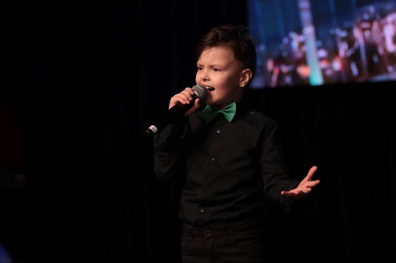 Ярослав Губкин стал Лауреатом Всероссийского детского вокального конкурса «Лучший голос земли» с песней «Лучший город земли».